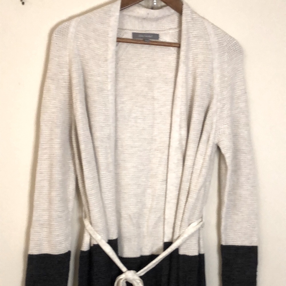 Daisy Fuentes longline cardigan Sweater waffle texture Cream & gray soft belt LG - Picture 2 of 9